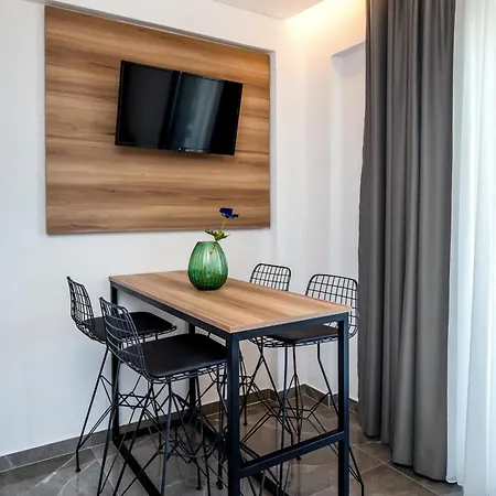 Aigli Skala Maries Deluxe Apartmán *